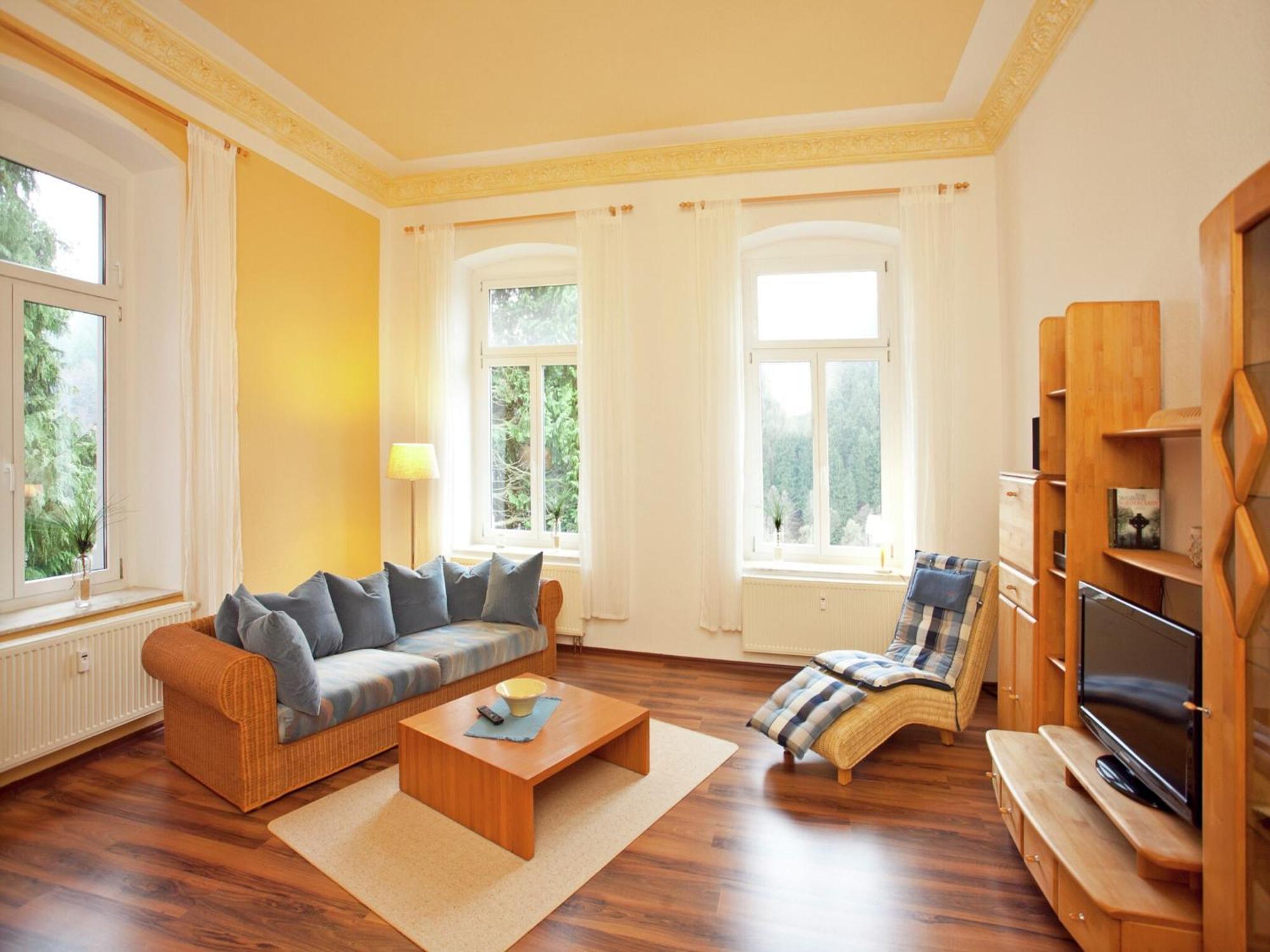 Alluring Villa In Grunhainichen Borstendorf With Garden Leubsdorf エクステリア 写真