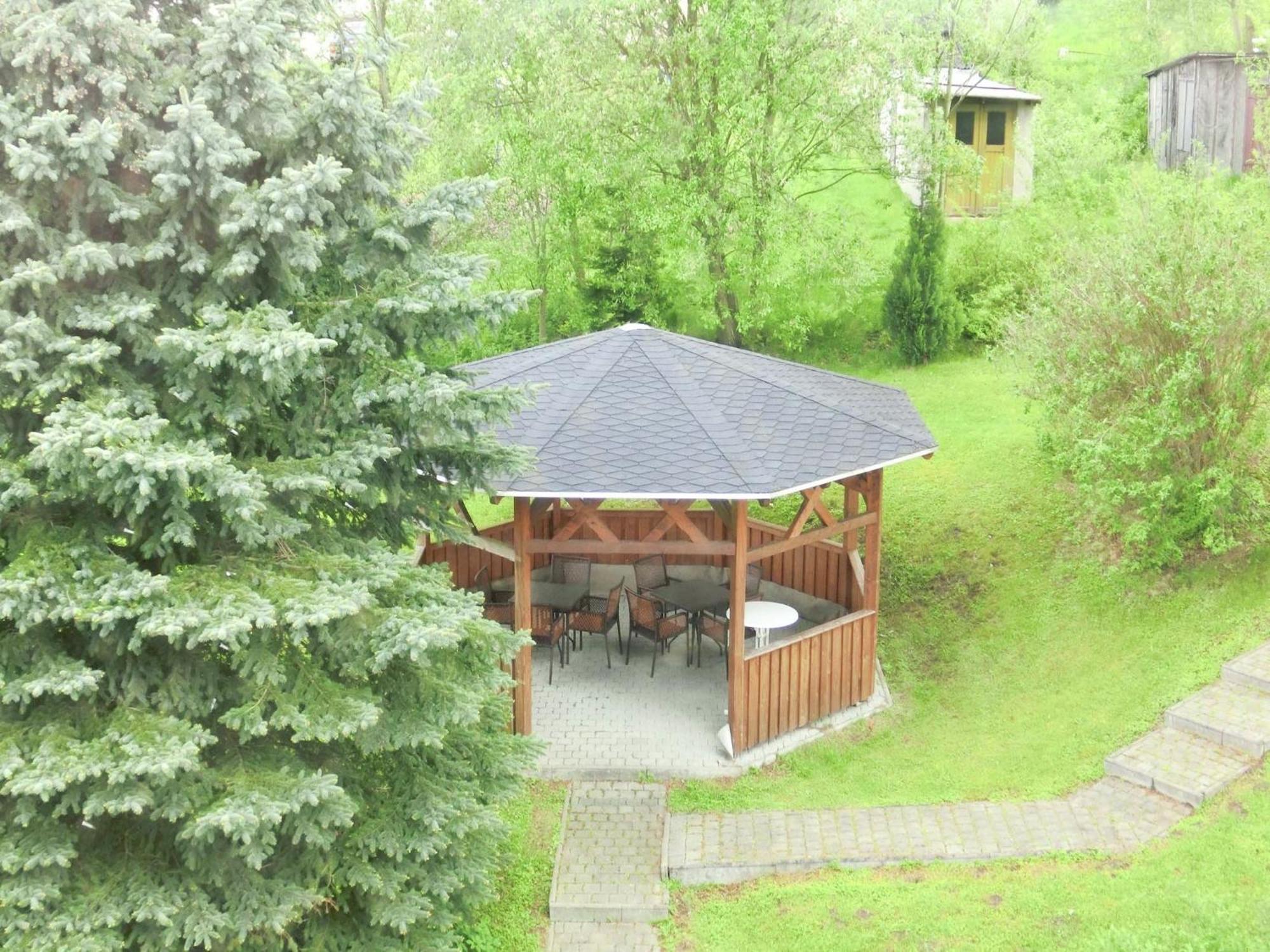 Alluring Villa In Grunhainichen Borstendorf With Garden Leubsdorf エクステリア 写真